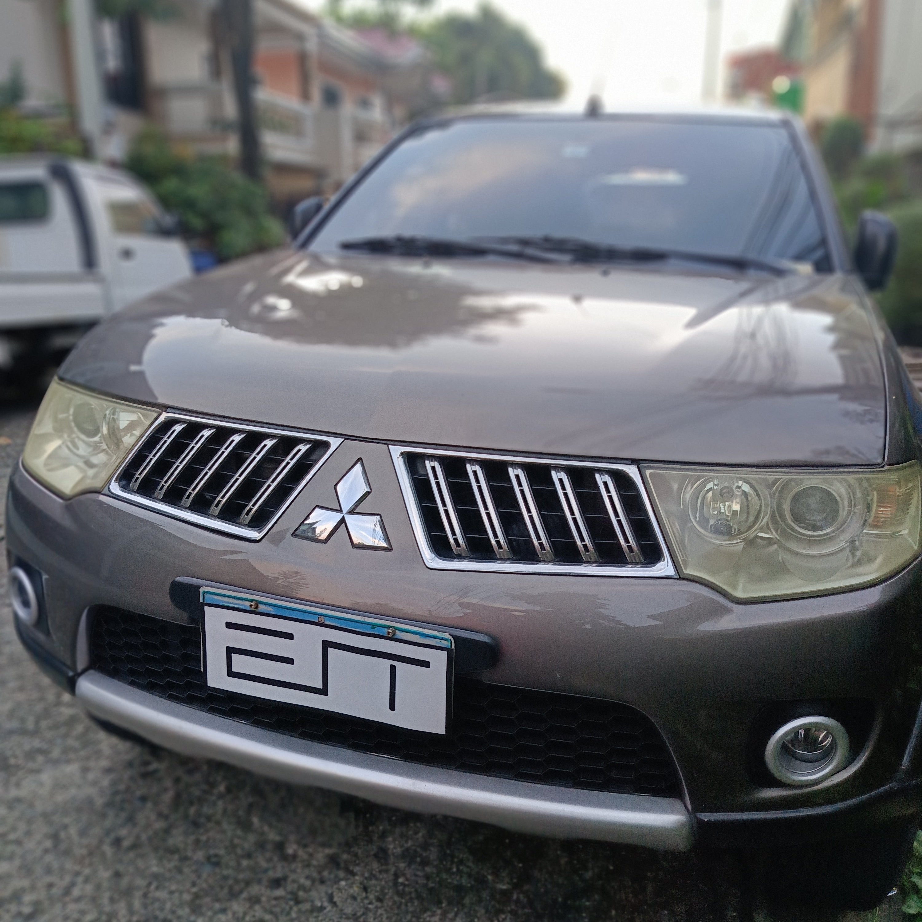 Mitsubishi Montero Sport 2012