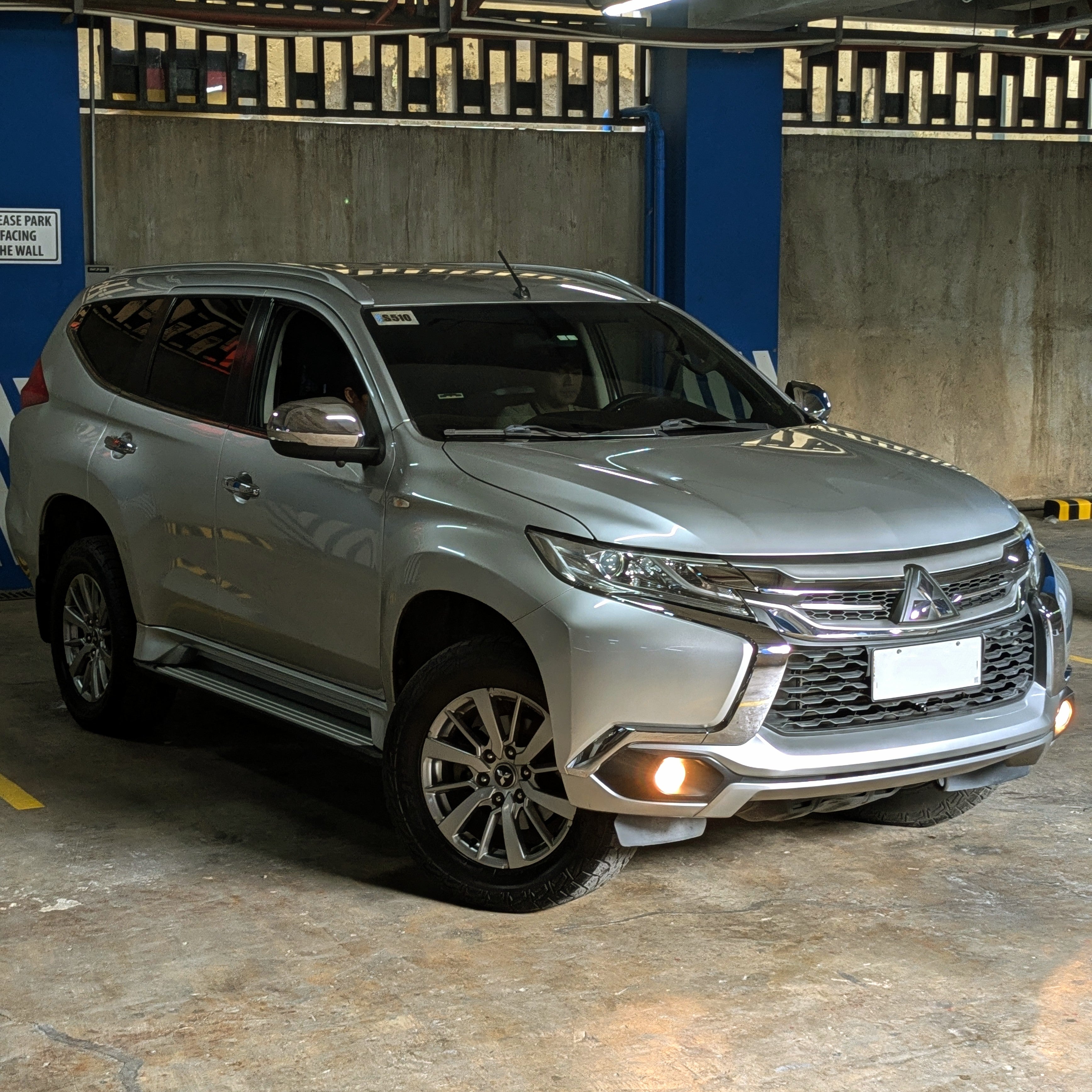 Mitsubishi Montero Sports 2019